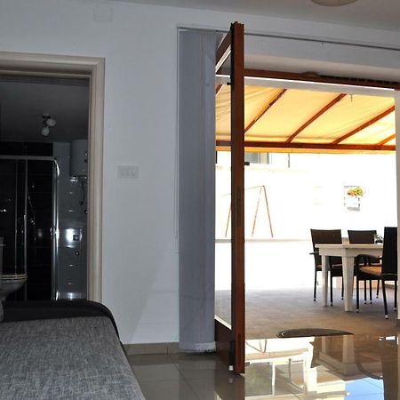 Bay Sascica Apartment Сали Екстериор снимка