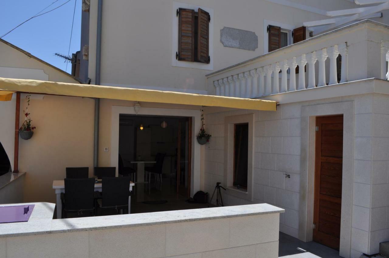 Bay Sascica Apartment Сали Екстериор снимка